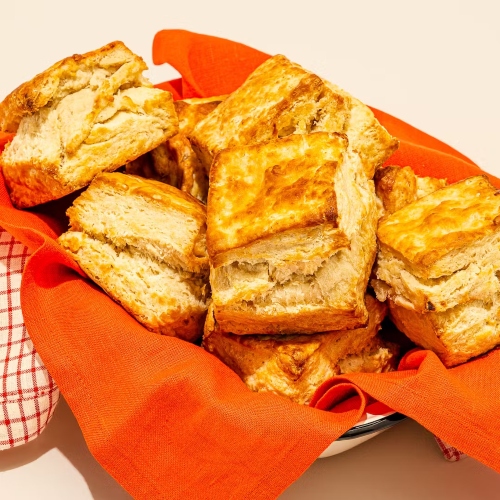 BUTTERMILK BISCUITS & PIMENTO CHEESE